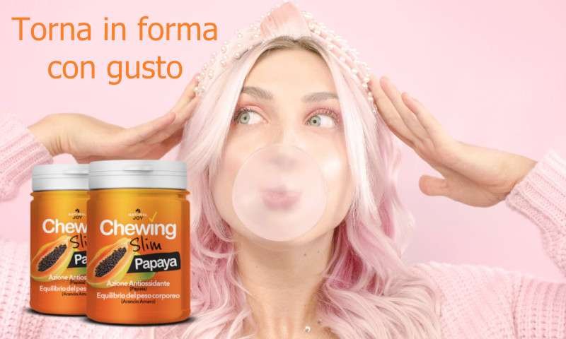 Ragazza soddisfatta con Chewing Slim Papaya, integratore per il cntrollo del peso